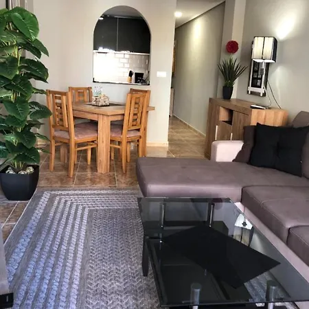 Apartamento - Caballero De Rodas 173 *